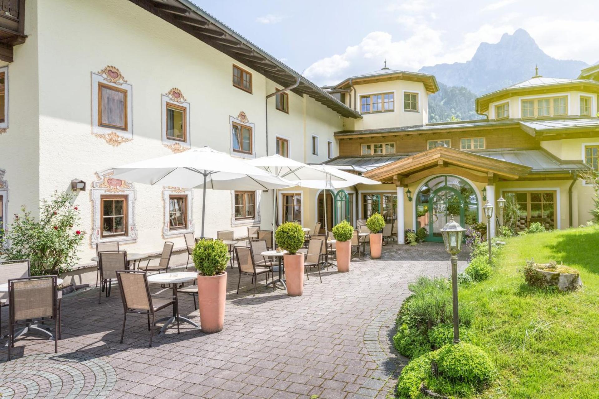 Hotel Vitaloase Zu Den Drei Bruedern ウンケン エクステリア 写真